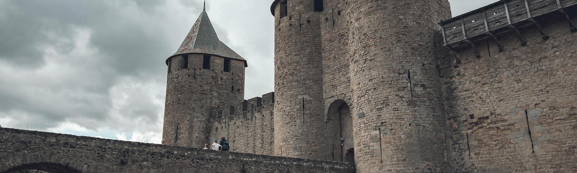 Photo by jordan besson: https://www.pexels.com/photo/historic-medieval-castle-with-stone-towers-29189065/