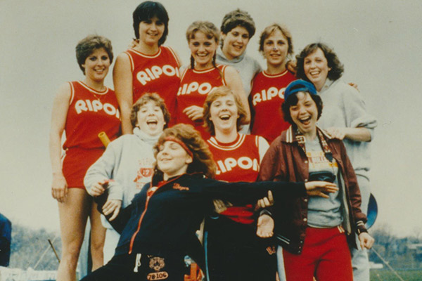 A group of track students from the 80s