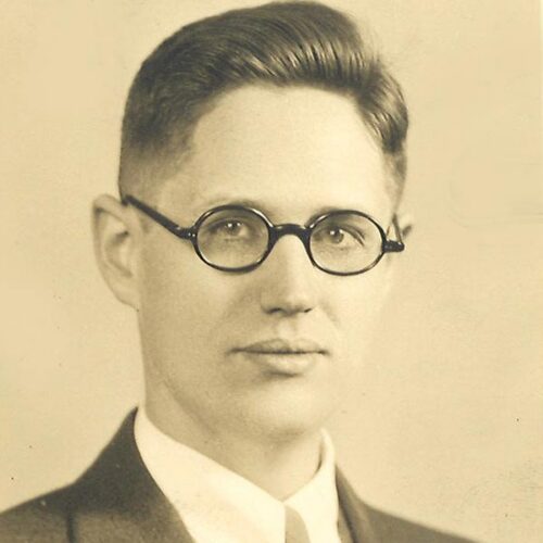 Student image of MacDougall with snappy glasses