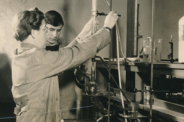 Professor Oyster and student work in Chemistry Lab