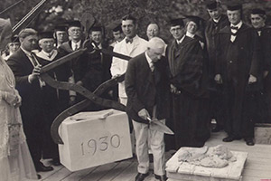 A group of people assemble at the founding of Lane Library in 1930