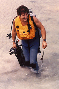 Myrberg with scuba tank and gear
