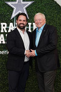 Kastner with Dallas Cowboy coach